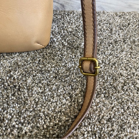 Vintage Fossil Tan Leather Crossbody Bag Purse Shoulder Satchel Hobo - Picture 7 of 11